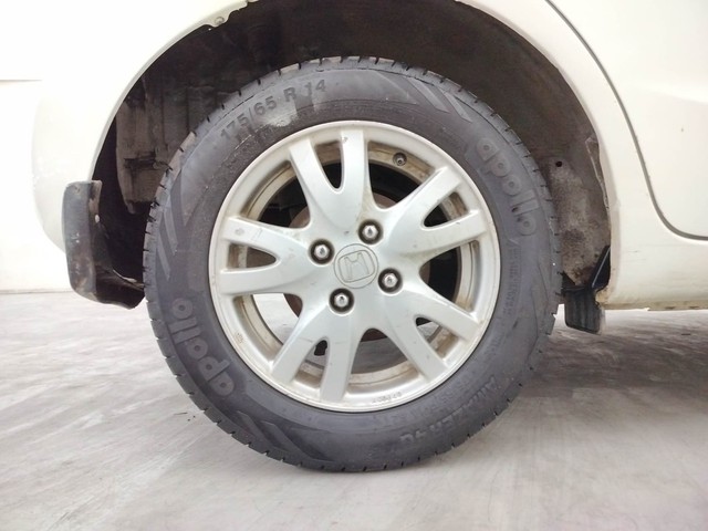 Second-hand 2014 Honda Brio VX for sale in Coimbatore-18