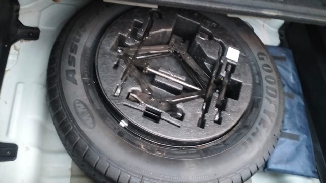 Second-hand 2018 Hyundai Creta 1.4 E Plus CRDi for sale in Coimbatore-13