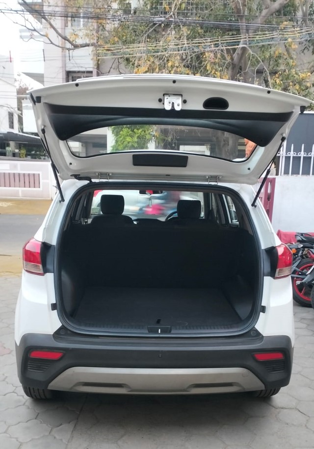 Second-hand 2018 Hyundai Creta 1.4 E Plus CRDi for sale in Coimbatore-14