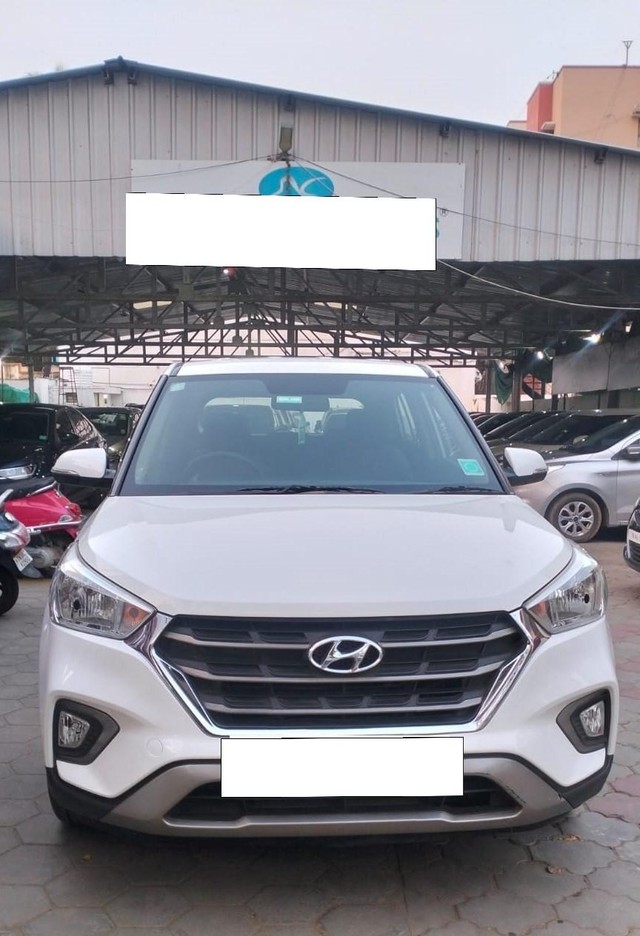Second-hand 2018 Hyundai Creta 1.4 E Plus CRDi for sale in Coimbatore-3