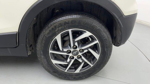 Second-hand 2022 Mahindra XUV300 W8 Opt for sale in Gurgaon-19