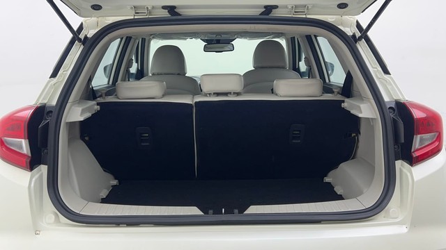 Second-hand 2022 Mahindra XUV300 W8 Opt for sale in Gurgaon-9