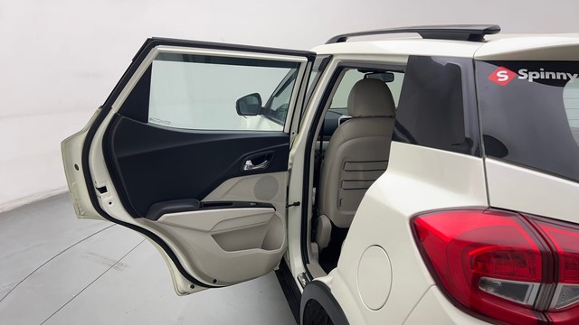 Second-hand 2022 Mahindra XUV300 W8 Opt for sale in Gurgaon-26