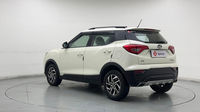 Second-hand 2022 Mahindra XUV300 W8 Opt for sale in Gurgaon-5