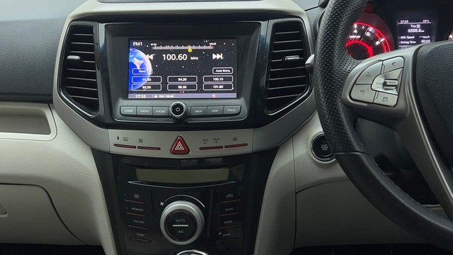 Second-hand 2022 Mahindra XUV300 W8 Opt for sale in Gurgaon-35