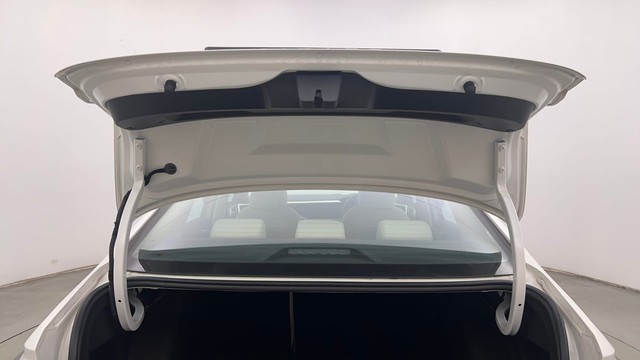 Second-hand 2023 Volkswagen Virtus Highline AT for sale in Chandigarh-34