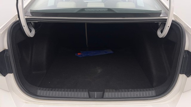 Second-hand 2023 Volkswagen Virtus Highline AT for sale in Chandigarh-9