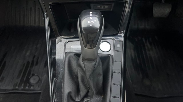 Second-hand 2023 Volkswagen Virtus Highline AT for sale in Chandigarh-12