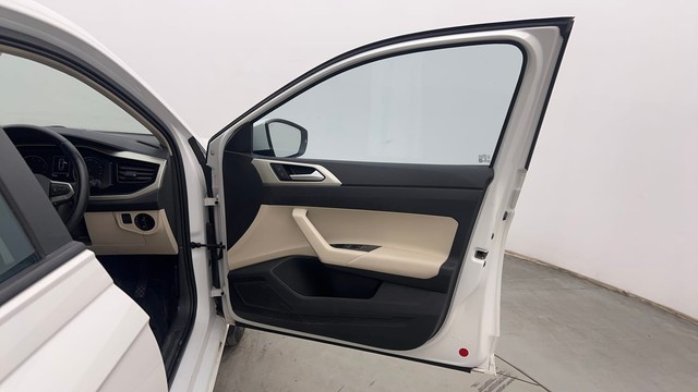 Second-hand 2023 Volkswagen Virtus Highline AT for sale in Chandigarh-16