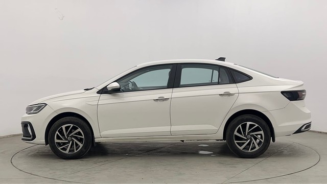 Second-hand 2023 Volkswagen Virtus Highline AT for sale in Chandigarh-6