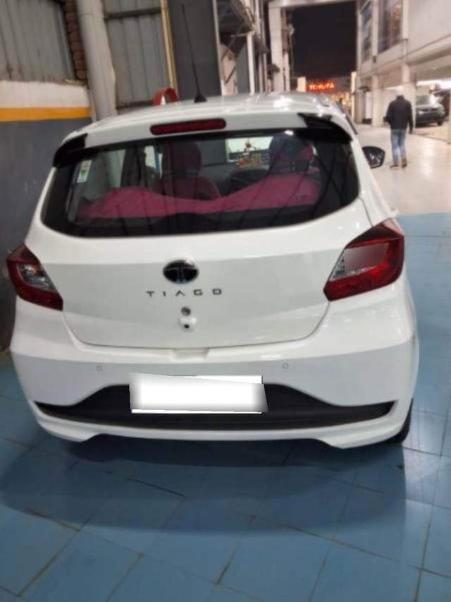 Second-hand 2025 Tata Tiago XT for sale in Patna-4