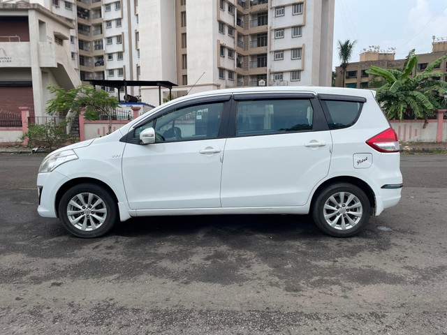 Second-hand 2012 Maruti Ertiga ZXI for sale in Mumbai-3
