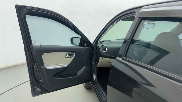 Second-hand 2017 Maruti Alto K10 VXI for sale in Ahmedabad-24