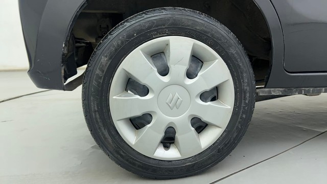 Second-hand 2017 Maruti Alto K10 VXI for sale in Ahmedabad-18