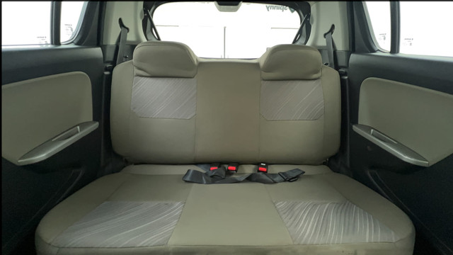 Second-hand 2017 Maruti Alto K10 VXI for sale in Ahmedabad-35