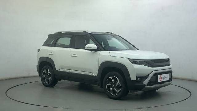Second-hand 2023 Maruti Vitara Brezza ZXI Plus for sale in Ahmedabad-1