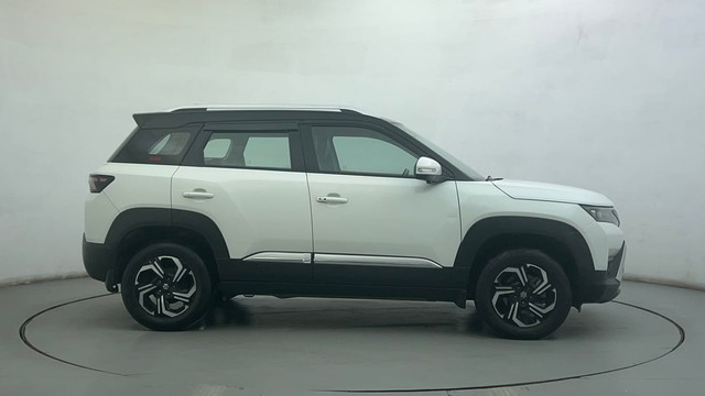 Second-hand 2023 Maruti Vitara Brezza ZXI Plus for sale in Ahmedabad-2