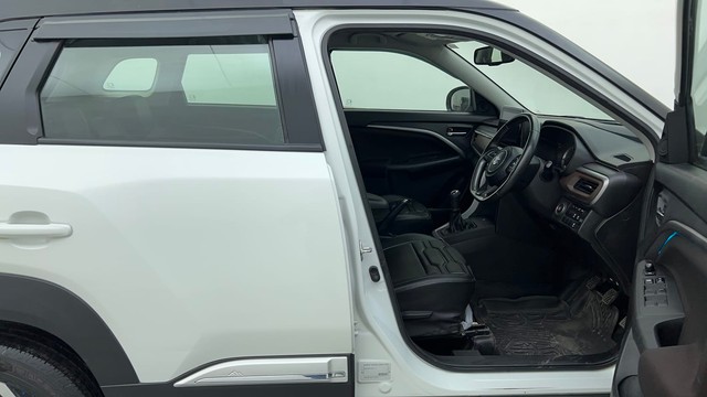 Second-hand 2023 Maruti Vitara Brezza ZXI Plus for sale in Ahmedabad-15