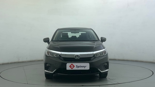 Second-hand 2022 Honda City VX MT for sale in Ahmedabad-7