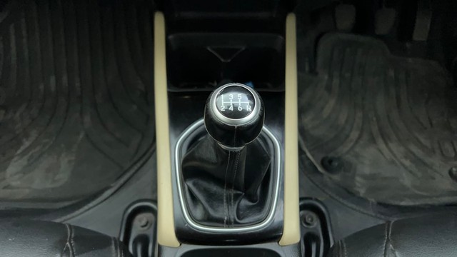 Second-hand 2022 Honda City VX MT for sale in Ahmedabad-12