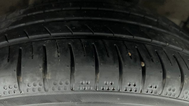 Second-hand 2022 Honda City VX MT for sale in Ahmedabad-38