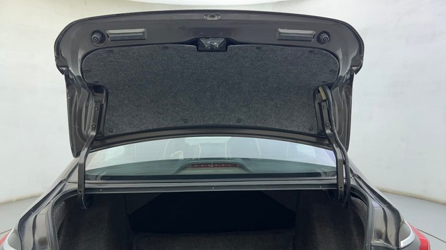 Second-hand 2022 Honda City VX MT for sale in Ahmedabad-34