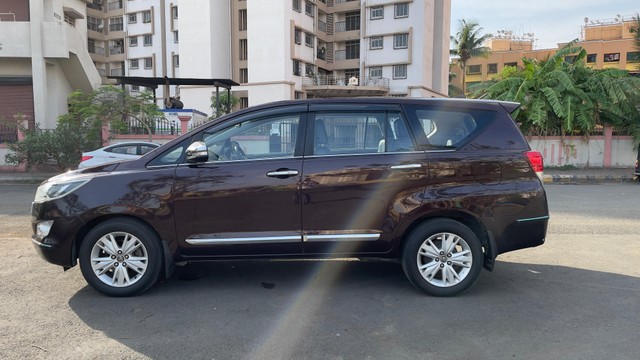 Second-hand 2016 Toyota Innova 2.5 G (Diesel) 7 Seater BS IV for sale in Mumbai-5