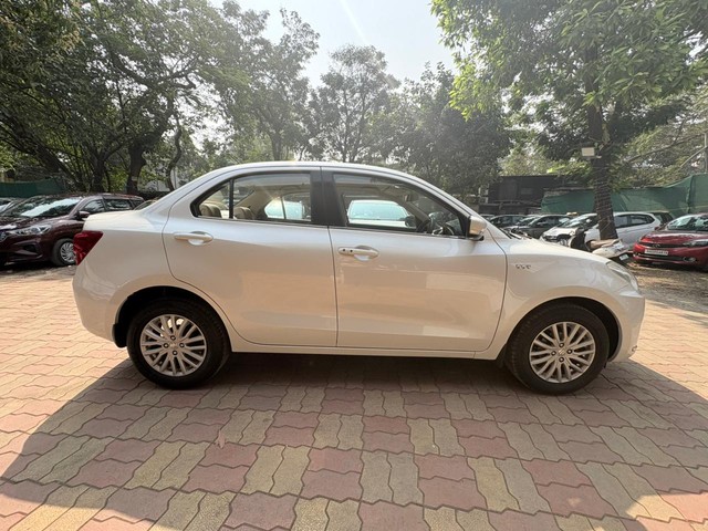 Second-hand 2018 Maruti Swift Dzire AMT ZXI BS IV for sale in Thane-1