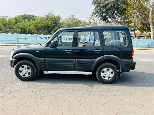 Second-hand 2004 Mahindra Scorpio 2.6 CRDe for sale in Nagpur-3
