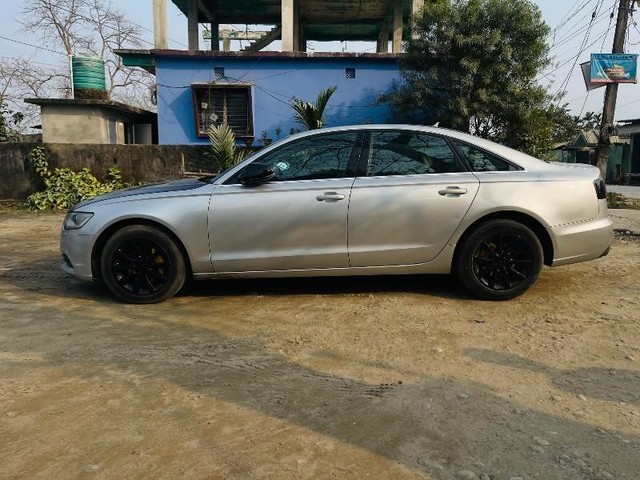 Second-hand 2013 Audi A6 2.0 TDI for sale in Darjeeling-2