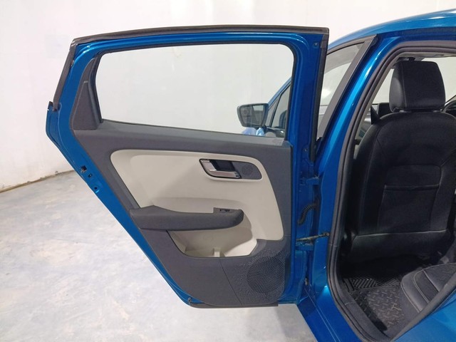 Second-hand 2021 Tata Altroz XZ Plus for sale in Kochi-35