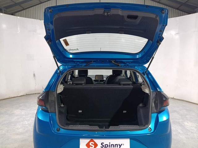 Second-hand 2021 Tata Altroz XZ Plus for sale in Kochi-34