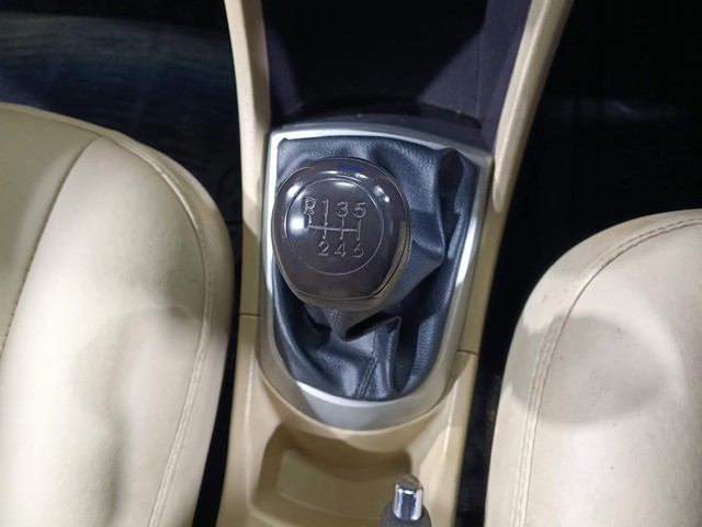 Second-hand 2013 Hyundai Verna 1.6 CRDi SX for sale in Kochi-12