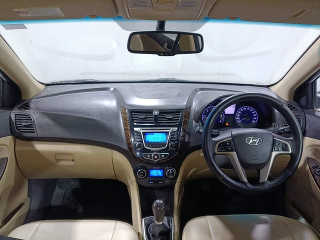 Second-hand 2013 Hyundai Verna 1.6 CRDi SX for sale in Kochi-11