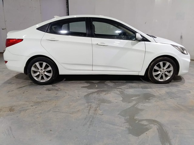 Second-hand 2013 Hyundai Verna 1.6 CRDi SX for sale in Kochi-2