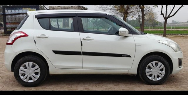 Second-hand 2017 Maruti Suzuki Swift VXI for sale in Ludhiana-1