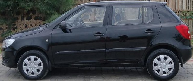 Second-hand 2011 Skoda Fabia 1.2 MPI Ambiente Petrol for sale in Chennai-3