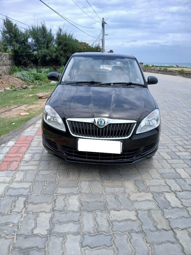 Second-hand 2011 Skoda Fabia 1.2 MPI Ambiente Petrol for sale in Chennai-5