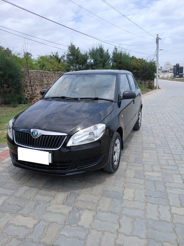 Second-hand 2011 Skoda Fabia 1.2 MPI Ambiente Petrol for sale in Chennai-4