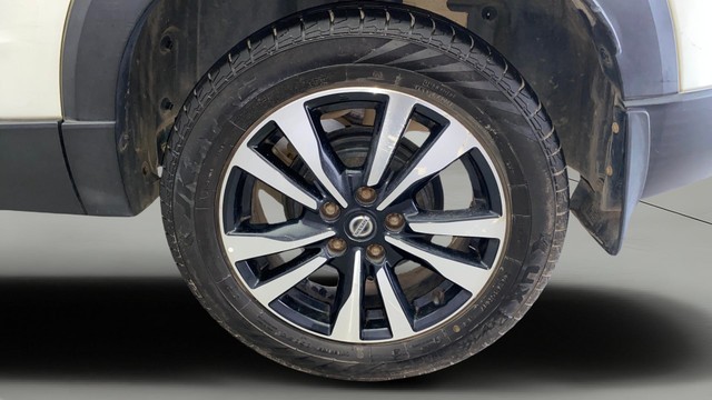 Second-hand 2020 Nissan Kicks 1.3 Turbo XV for sale in Kochi-26