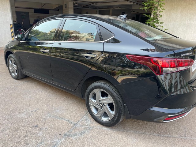 Second-hand 2023 Hyundai Verna SX Diesel for sale in Bangalore-10