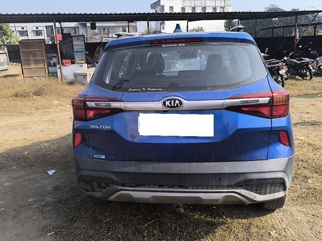 Second-hand 2020 Kia Seltos HTK G for sale in Bangalore-2