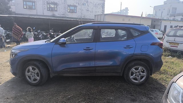 Second-hand 2020 Kia Seltos HTK G for sale in Bangalore-3
