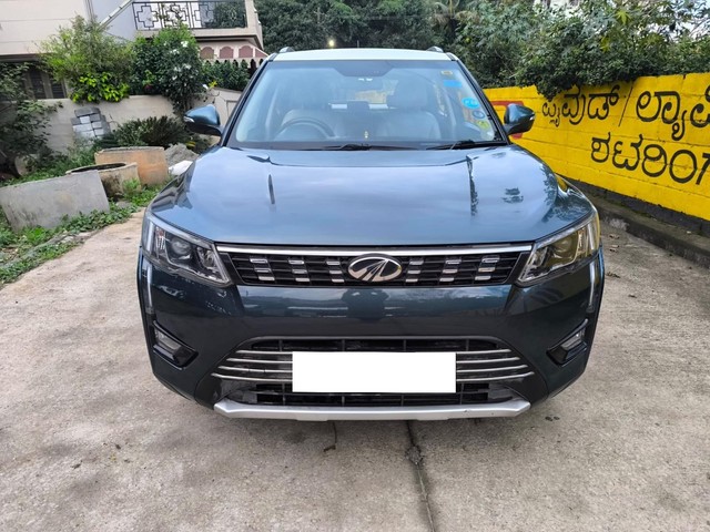 Second-hand 2019 Mahindra XUV300 W8 Option BSVI for sale in Bangalore-4