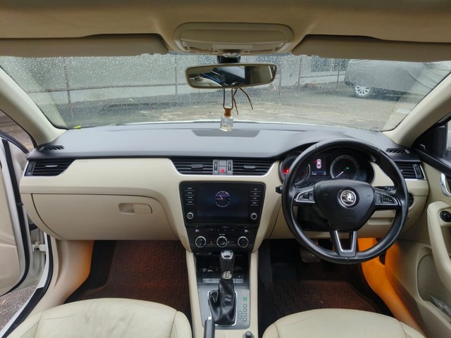 Skoda Octavia 1.8 TSI AT L K Second-hand 2018 Skoda Octavia 1.8 TSI AT L K for sale in Mumbai-8