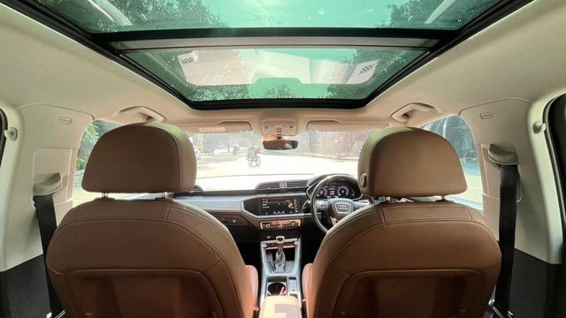 Second-hand 2023 Audi Q3 Premium Plus for sale in New Delhi-12