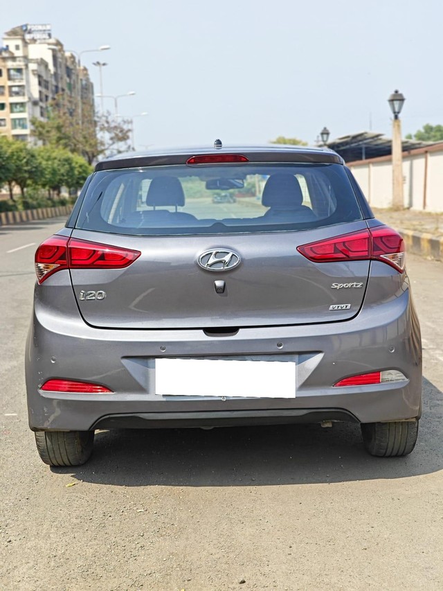 Second-hand 2015 Hyundai i20 Sportz Option 1.2 for sale in Mumbai-1