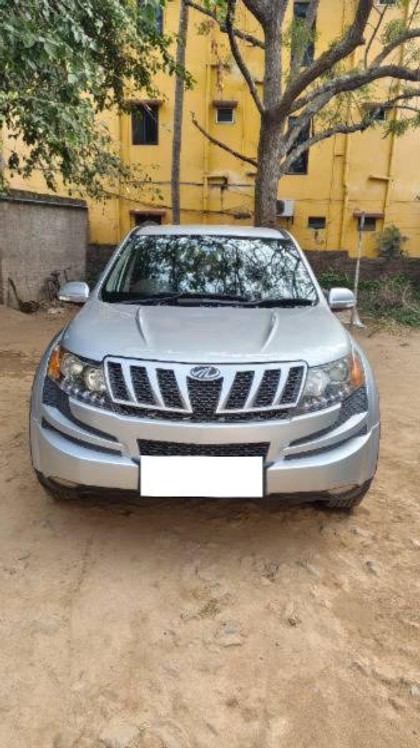 Second-hand 2013 Mahindra XUV500 W8 FWD for sale in Cuttack