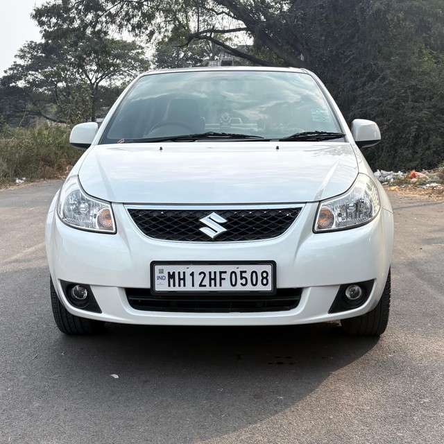 Second-hand 2011 Maruti SX4 ZXI MT BSIV for sale in Pune-4