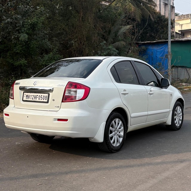 Second-hand 2011 Maruti SX4 ZXI MT BSIV for sale in Pune-8